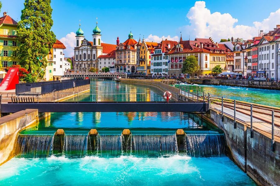 Private Trip from Zurich to Mount Titlis through Lucerne - Comfort and the driver-guide: what you do get (and how to get more)