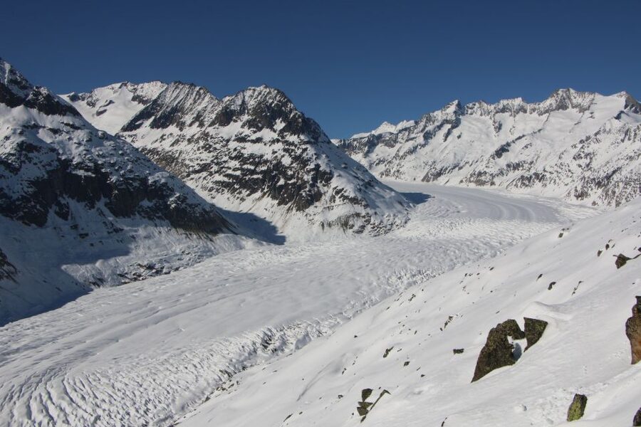 Switzerland: Private Day Tour by car with unlimited km - A Realistic 6–12 Hour Rhythm (Without the Rush)