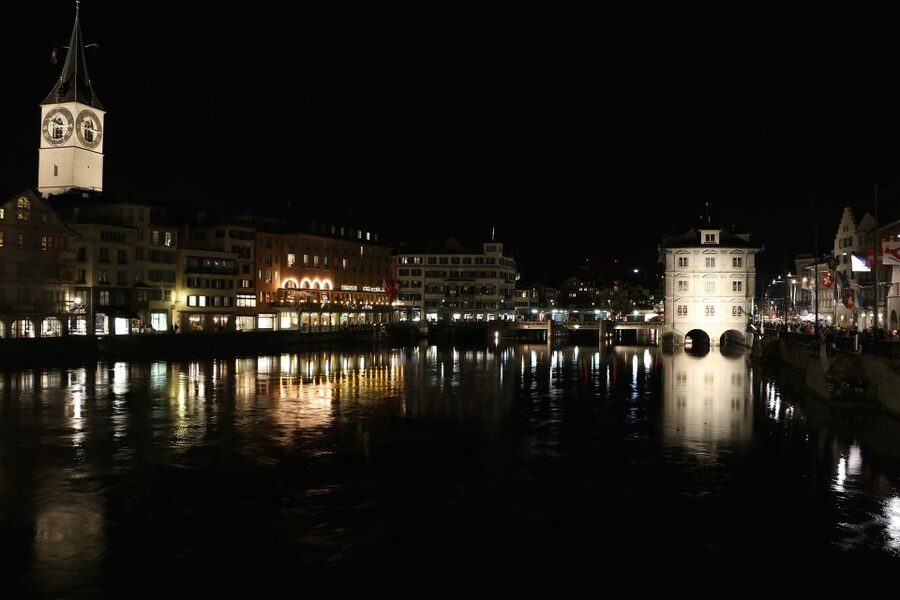 The Dark Side of Zurich: Self-Guided Audio City Tour - Starting at Paradeplatz: where the tour kicks off