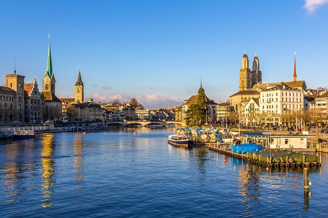 Walking tour of Zurich - your first overview of the city (Private Tour) - Private Guide Dynamics: Questions First, Not an Afterthought