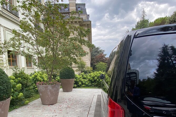ZRH Zurich Airport to Zurich City Private Transfer–Winter Special - Pricing and value: what you’re paying for