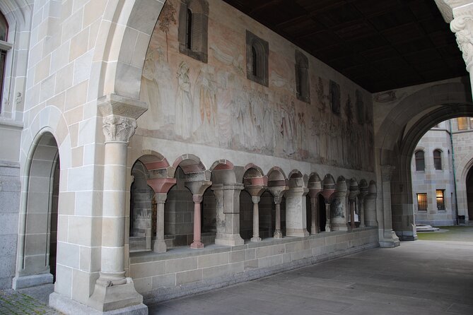 Zurich 360° City Walk Tour Including Hidden Spots - Grossmünster to Niederdorf: Reformation stories and Cabaret Voltaire’s Dada energy