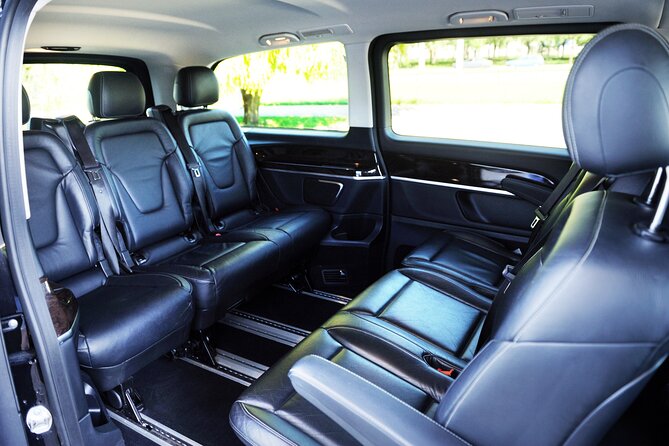 Zurich Airport Stress-Free Private Transfer - Finding your driver at Zurich Airport without stress