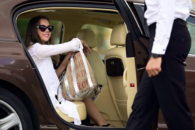Zurich Airport Stress-Free Private Transfer - Booking in minutes: what you choose for the pickup