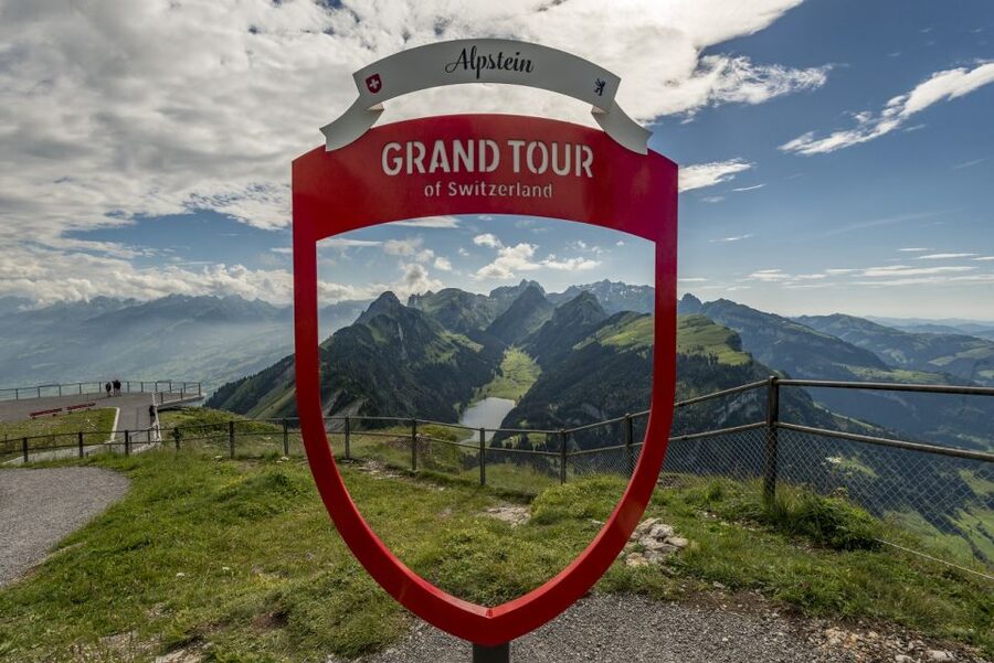 Zurich: Appenzell Day Trip with Farm Visit & Cheese Tasting - Hoher Kasten cable car: big views without a long trek