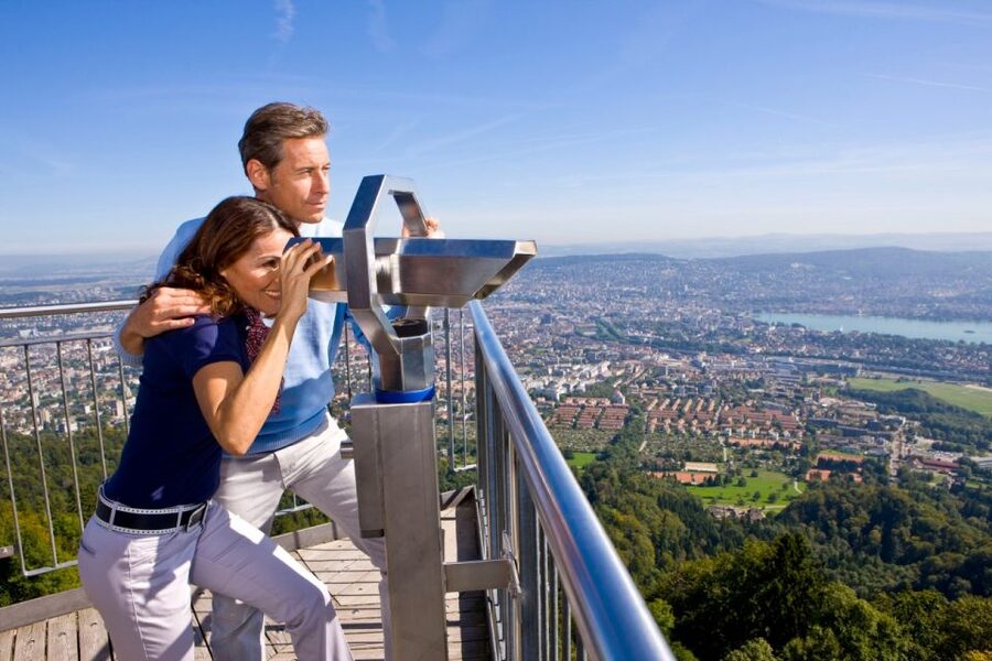 Zurich: Audio Guided City Tour and Train to “Top of Zurich” - Comfort, rules, and small limits that matter