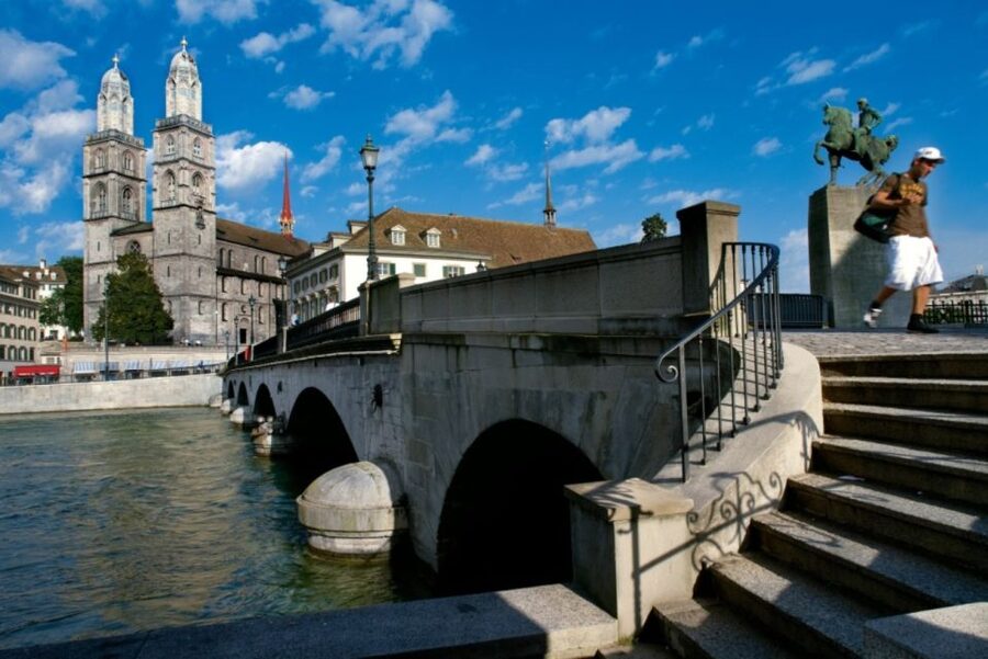 Zurich: City Bus Tour with Audio Guide and Lake Cruise - Bahnhofstrasse and the banking center: why this part feels different