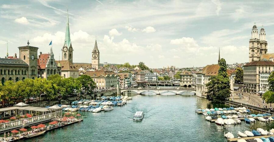 Zurich: City Tour, Cruise, and Lindt Home of Chocolate Visit - Enge harbour, the Opera House, and those classic city views