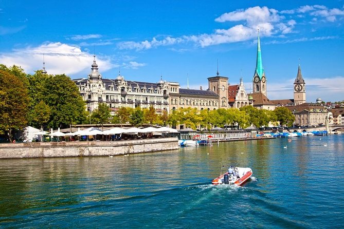 Zurich City Tour with Audio Commentary - Getting Your Bearings: Bahnhofstrasse, Paradeplatz, and Old Town Streets