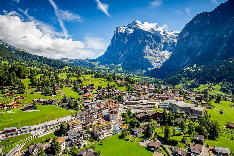 Zurich: Day Trip to Grindelwald, Interlaken & Lauterbrunnen - Bernese Oberland bus views and Interlaken’s quick orientation