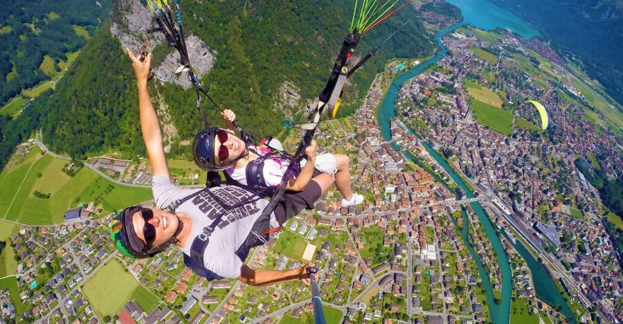 Zurich: Day trip to Interlaken incl. tandem paragliding - Why this trip feels efficient even when it’s 10 hours