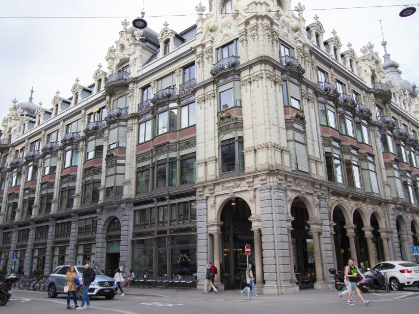 Zurich: Exclusive Swiss Banking Tour with a Local - Side streets and other “secret banking spots” you would skip alone