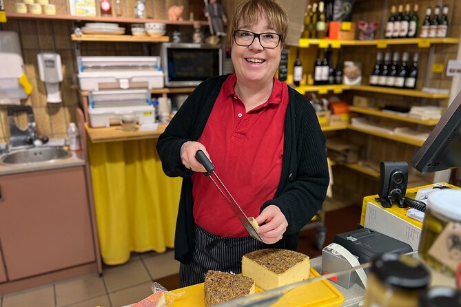 Zurich Food Tour with 10 Local Delicacies, Cheeses & Chocolates - Drinks Included: Switzerland’s Grown-Up Side, Carefully Portion-Sized