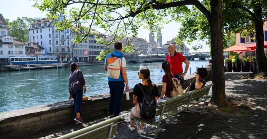 Zurich: Highlights Walking Tour with a Local Guide - Key highlights that make this tour worth your time