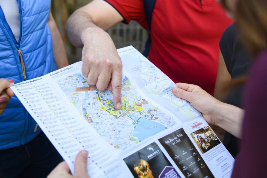 Zurich: Highlights Walking Tour with a Local Guide - Harbor and Quaibrücke: the waterfront’s practical center