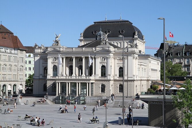 Zurich Highlights with Lake Cruise & Optional FIFA Museum Ticket - Lake Zurich photo stop: quick views that help you picture the cruise