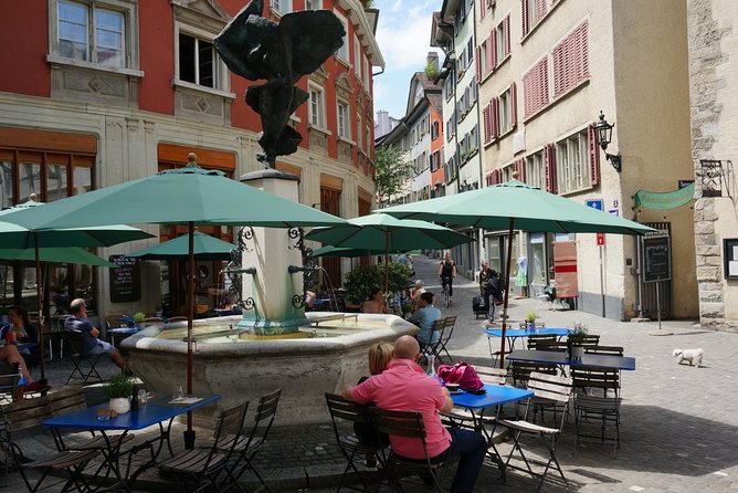 Zürich Historic District Tour - How the Guides Make It Click (Maria, Arianna, Alexander, Ariadni)