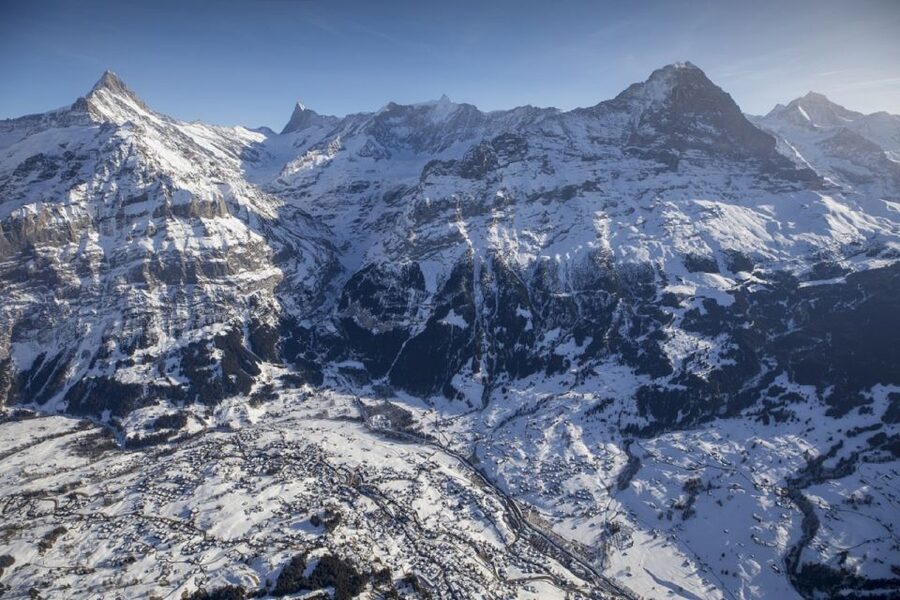Zurich/Lucerne: Swiss Ski Experience in the Jungfrau Region - Interlaken Break: Photos, a Bite, and Adventure Options at Your Pace