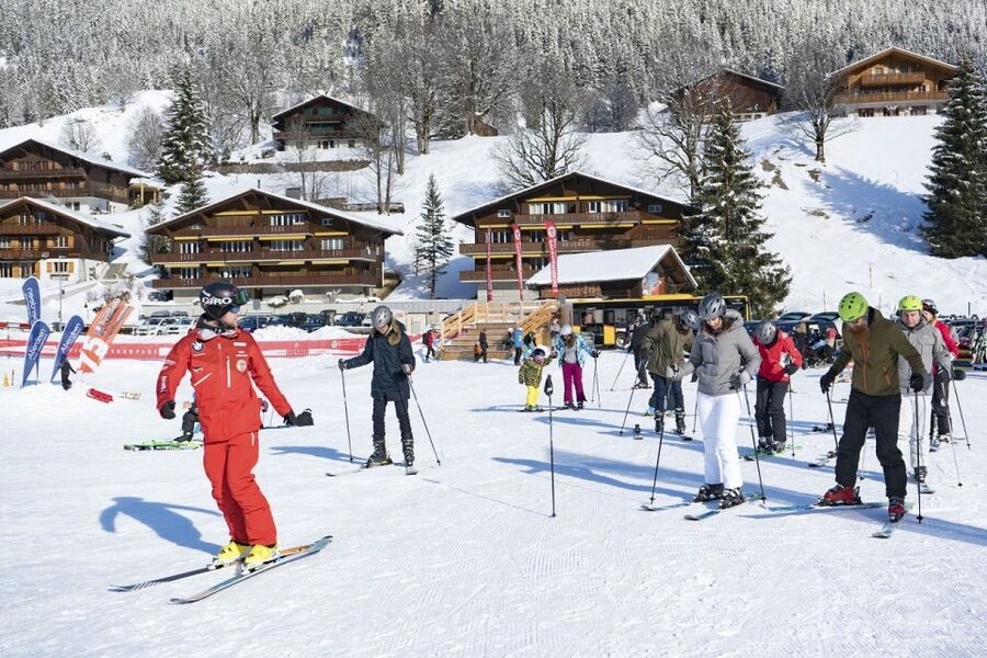 Zurich/Lucerne: Swiss Ski Experience in the Jungfrau Region - Price and Value: What $381 Includes (and Why It Might Be Worth It)