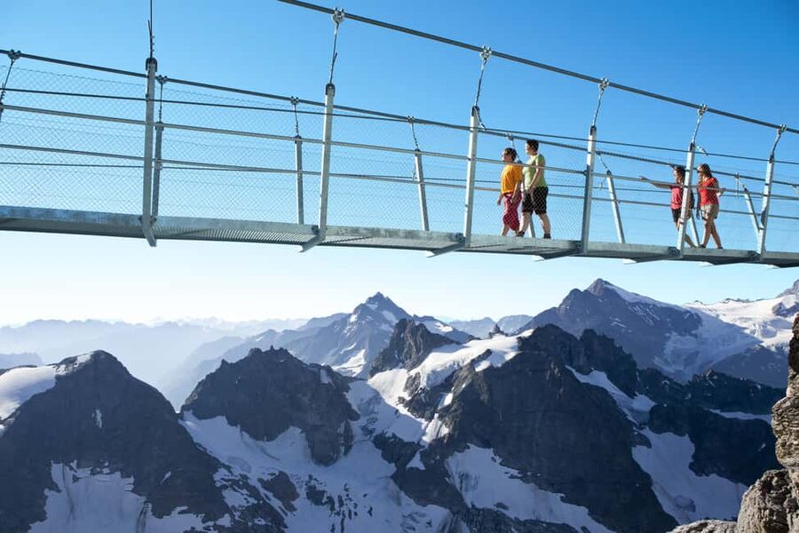 Zurich: Mount Titlis Group Tour with Ice Flyer and Lucerne - Up the Alps: Engelberg transfer plus the Titlis Xpress climb