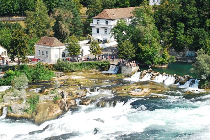 Zürich: Private Car Tour to Rhine Falls, Titisee and Black Forest - Key highlights at a glance