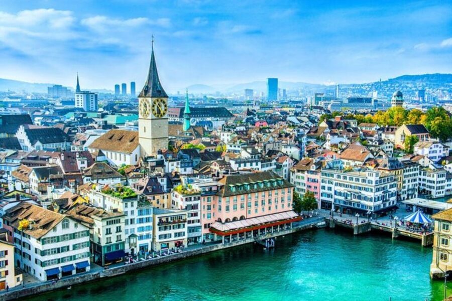 Zurich: Private custom tour with a local guide - Walking pace and comfort: the one thing you should get right early