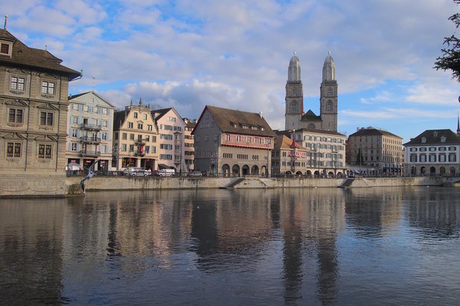 Zurich Private Customizable Guided Walking Tour - Where the Tour Starts: Paradeplatz and Zurich’s Money Mood