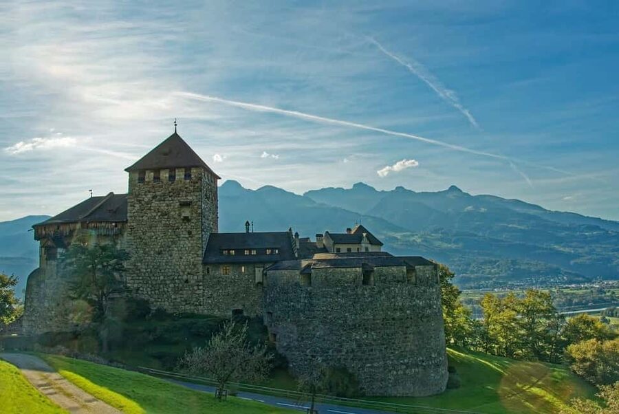 Zurich: Private Liechtenstein, Austria, and Germany Day Trip - Meersburg: A Breather Stop with Time to Walk