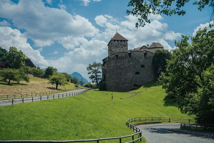 Zurich: Private Liechtenstein, Austria, and Germany Day Trip - Rhine Falls: A Fast, Powerful Start