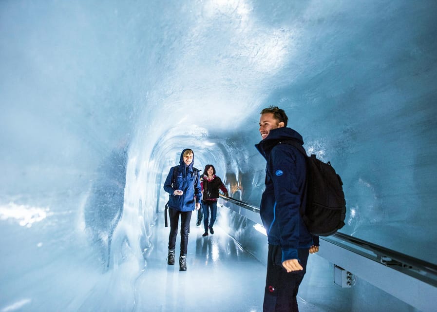 Zurich: Private tour to Interlaken, Grindelwald & Jungfrau - Grindelwald village time: postcard scenery, but with room to breathe