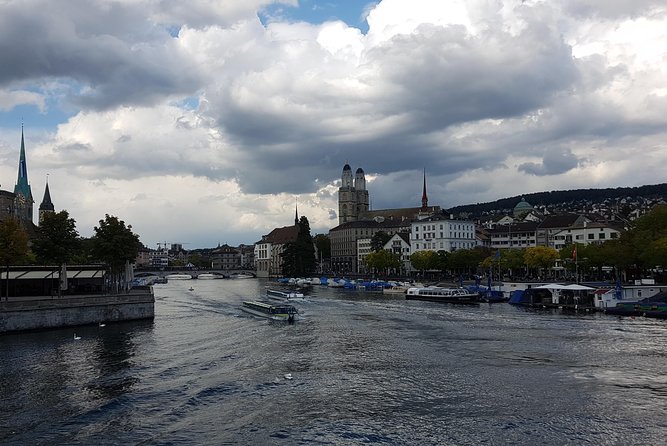Zürich Private Walking Half-Day Trip with optional Lake Cruise - Limmatquai and the Lake Zurich cruise upgrade