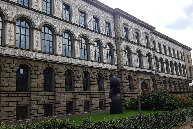 Zürich Private Walking Half-Day Trip with optional Lake Cruise - Who this Zurich walking tour fits best