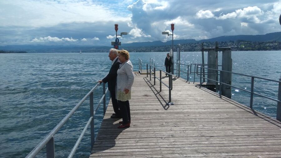 Zurich: Private Walking Tour with a Local Guide - Bahnhofstrasse and Paradeplatz: Switzerland’s Main Street Energy