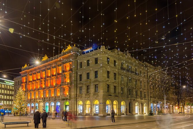 Zurich’s Enchanted Christmas: A Festive Journey - Starting at Zurich HB Bahnhofplatz: the city’s Christmas switch flips fast