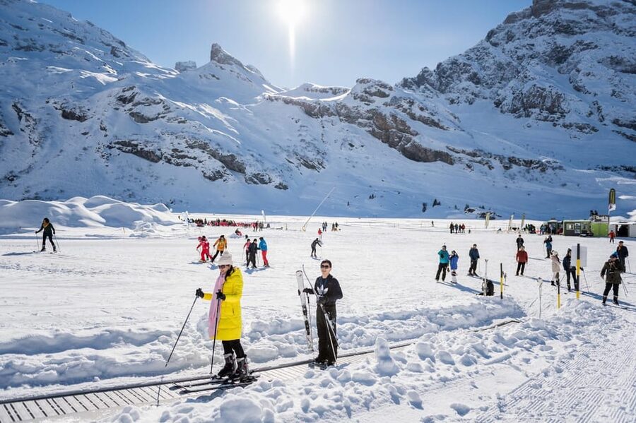 Zurich: Titlis Beginner Ski day snow experience & Lucerne - Zurich to Lucerne by coach: the scenic warm-up