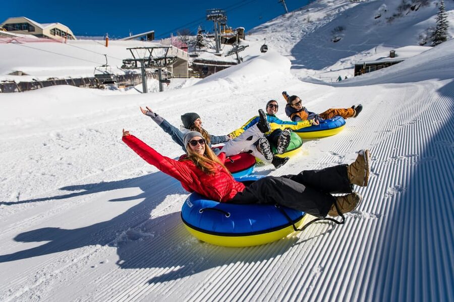 Zurich: Titlis Beginner Ski day snow experience & Lucerne - Lucerne break: Lion Monument and Chapel Bridge without the stress